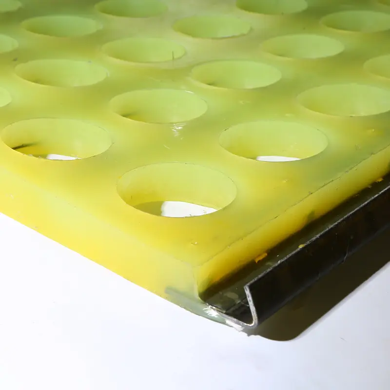 Tensioned-Polyurethane-Screen2.jpg